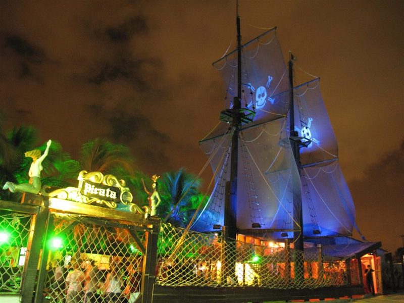 O que fazer à noite em Fortaleza: Pirata Bar
