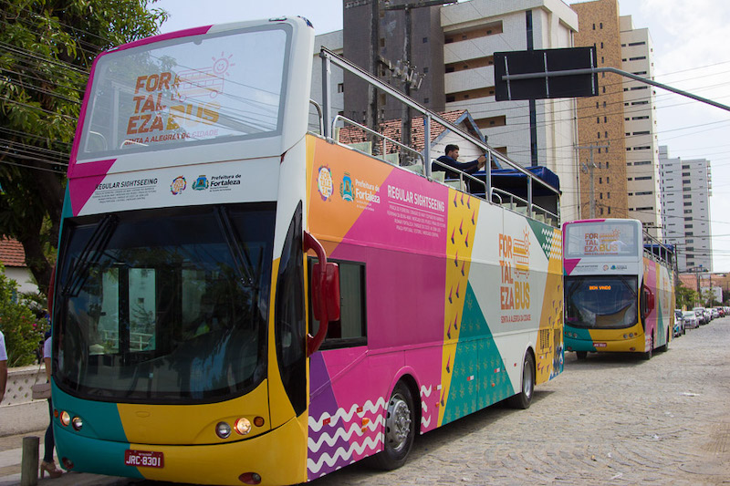 Ônibus turísticos de Fortaleza